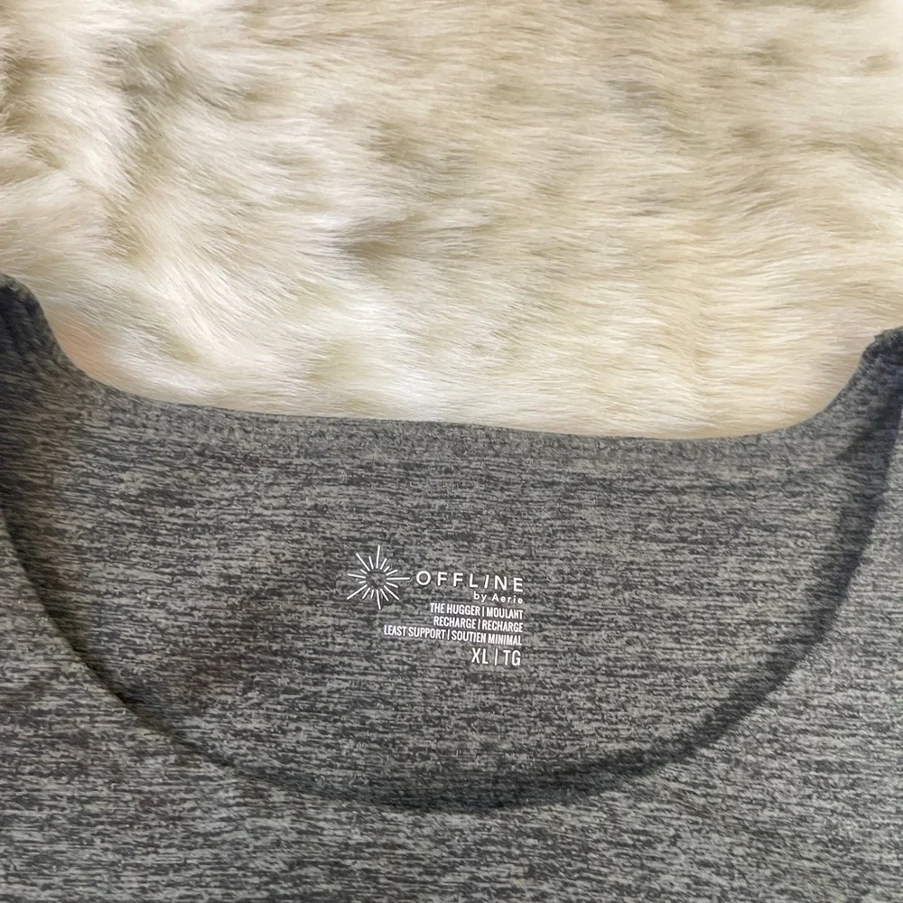 NWT Aerie Gray Crop Tank Top with Cut Out Design - Picture 3 of 4